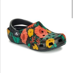 Black floral crocs women’s size 9
